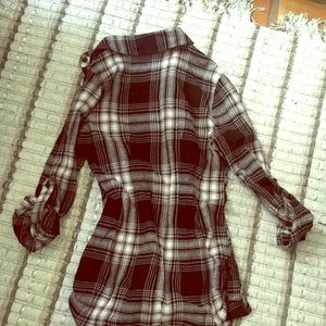 XS Black and white flannel